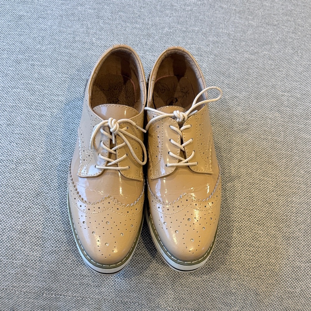 Tan Faux Leather Platform Oxfords